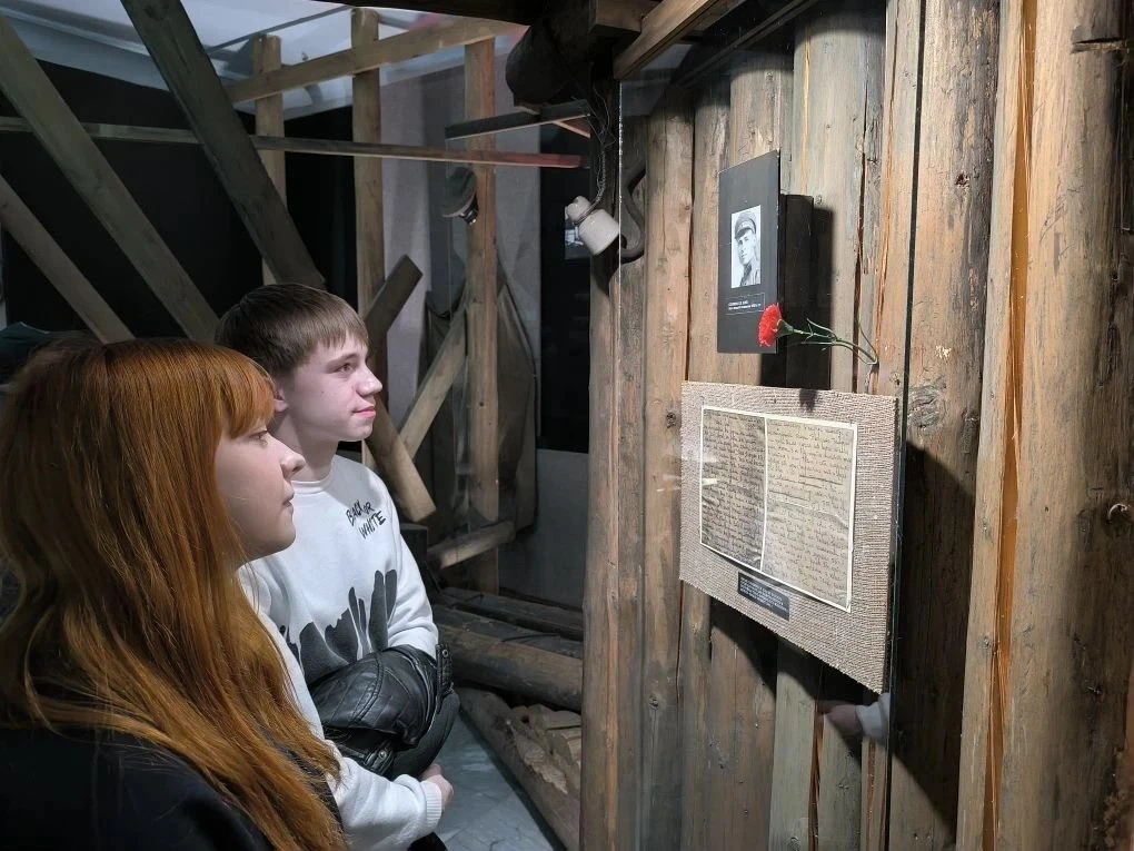 Недаром помнит вся Россия про день Бородина!  ✨ Ученики кадетских классов 7Д, 8Д, а также ребята из 