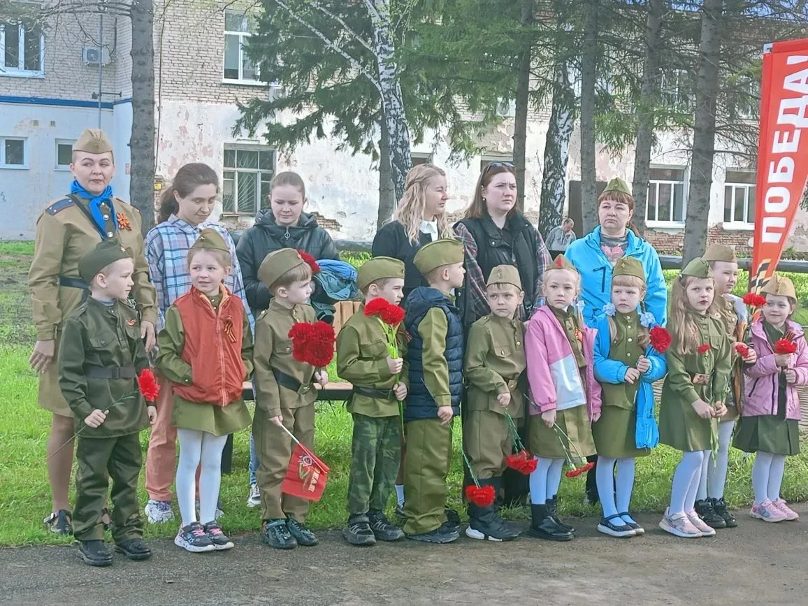 🎗️ Сегодня, 9 мая, ребята и сотрудники нашего детского сада стали участниками празднич...