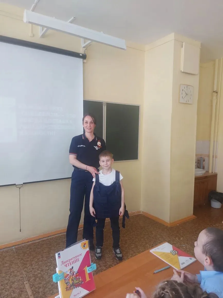 📌 В рамках проекта «Профессия моих родителей» в гостях у  1 «Г» класса побывала Кротова Оксана Алекс