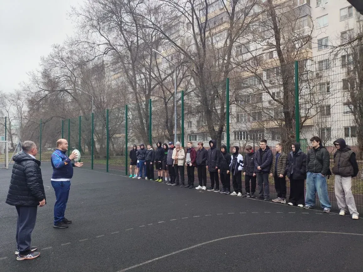 🏉 Зарядка с чемпионом в действии!