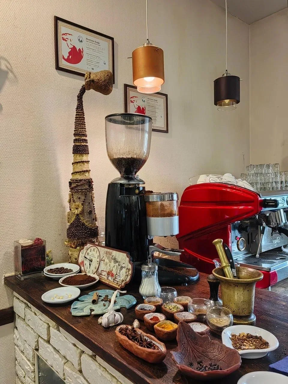 Первый и единственный Музей кофе в России☕️

Здесь расскажут об истории любимого напитка петербуржце