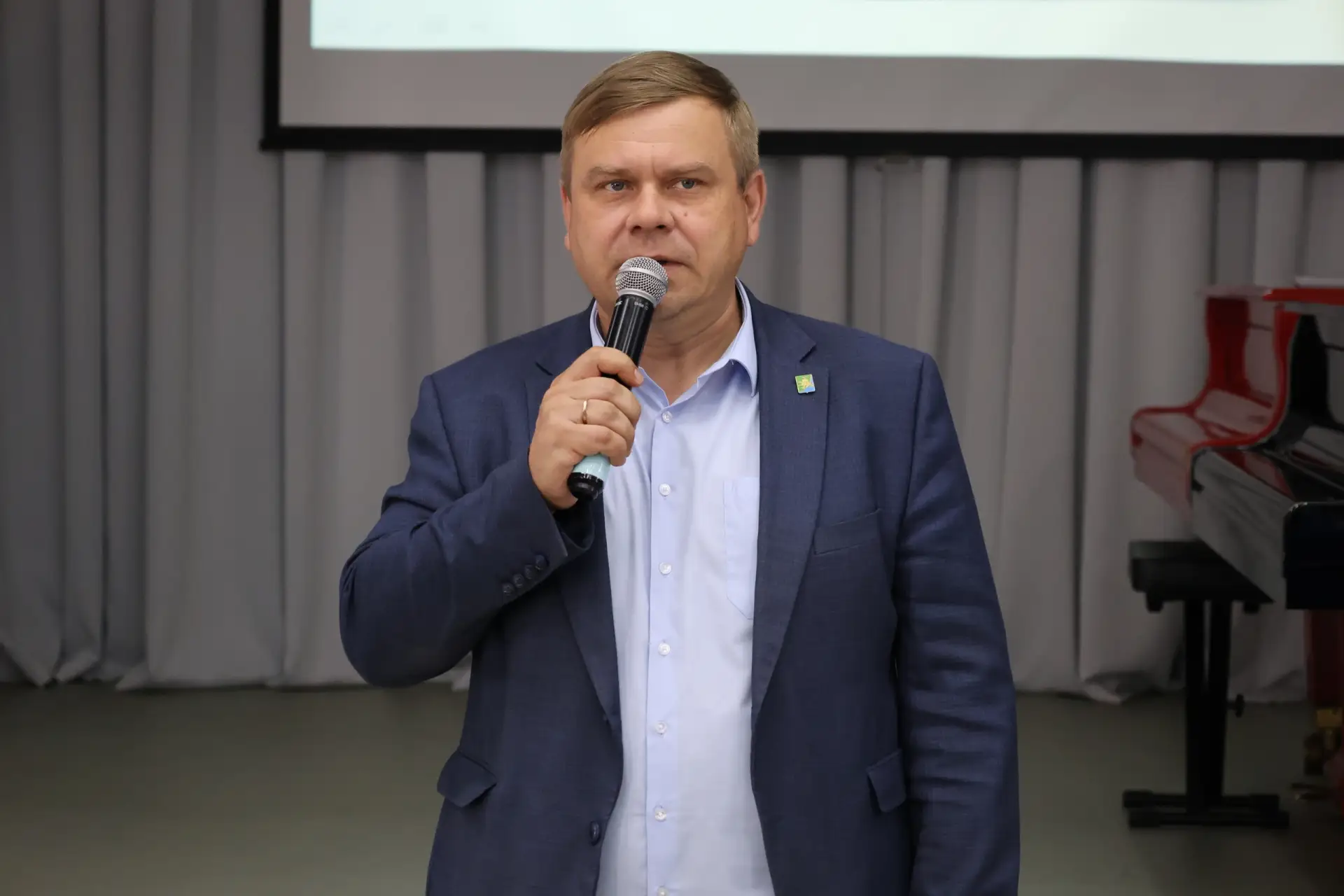 В актовом зале Детской Школы Искусств г.Нязепетровска прошел обучающий семинар для член...