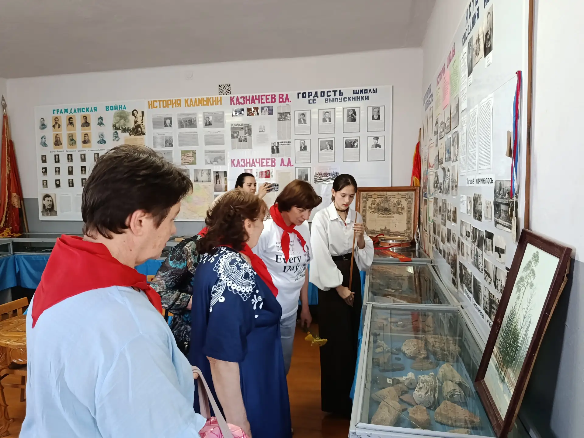 В Яшалтинском комплексном центре социального обслуживания населения в рамках программы «Активное дол