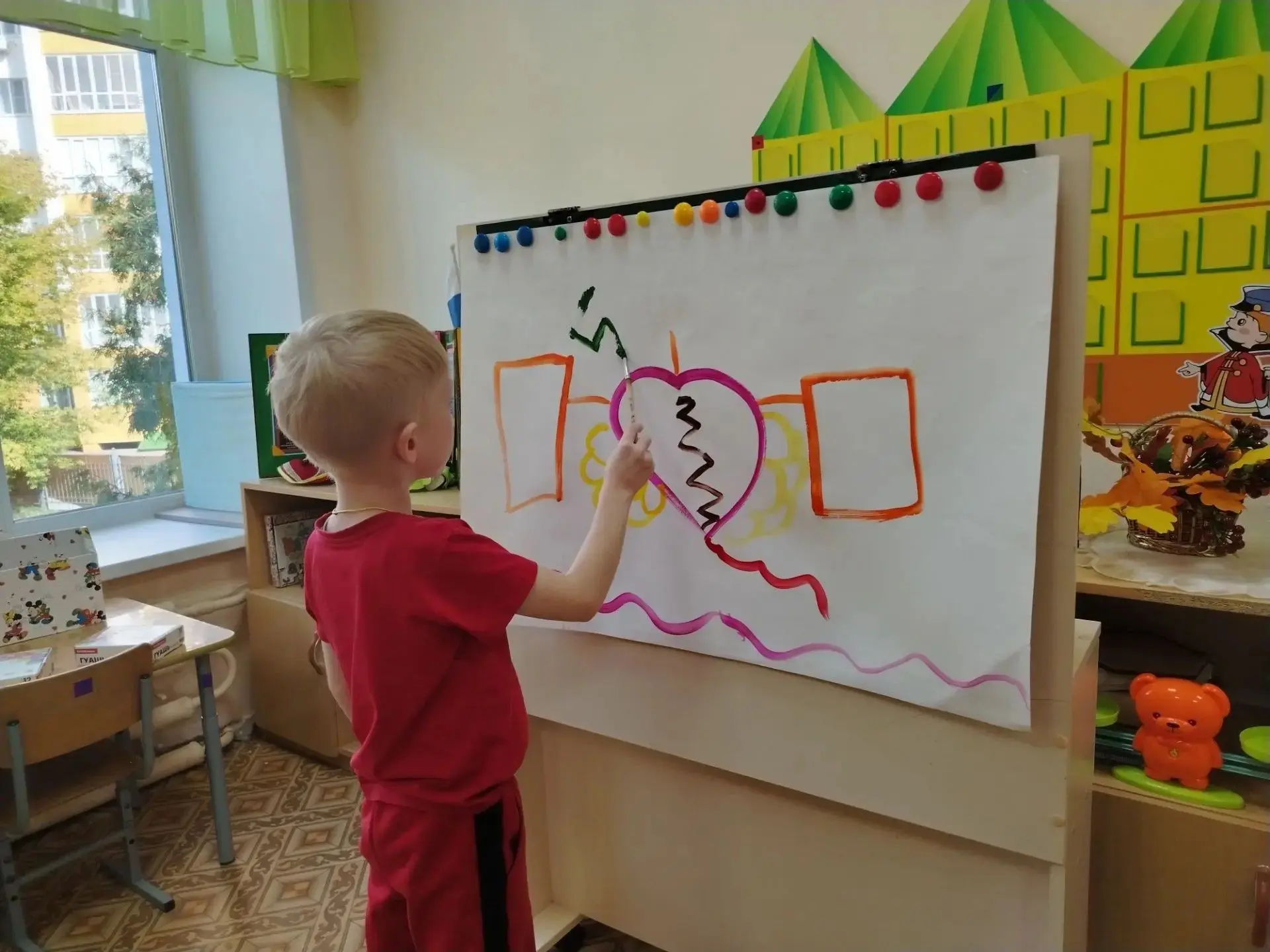 🎨 Абстракция из одной линии: как мы рисовали вместе! 🖌️✨
