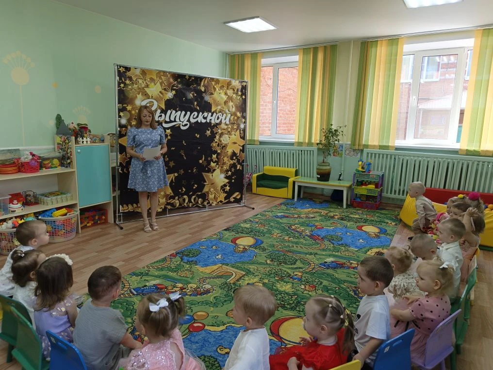 🥳 Наш самый трогательный выпускной: малыши прощаются с ясельной группой!🎈