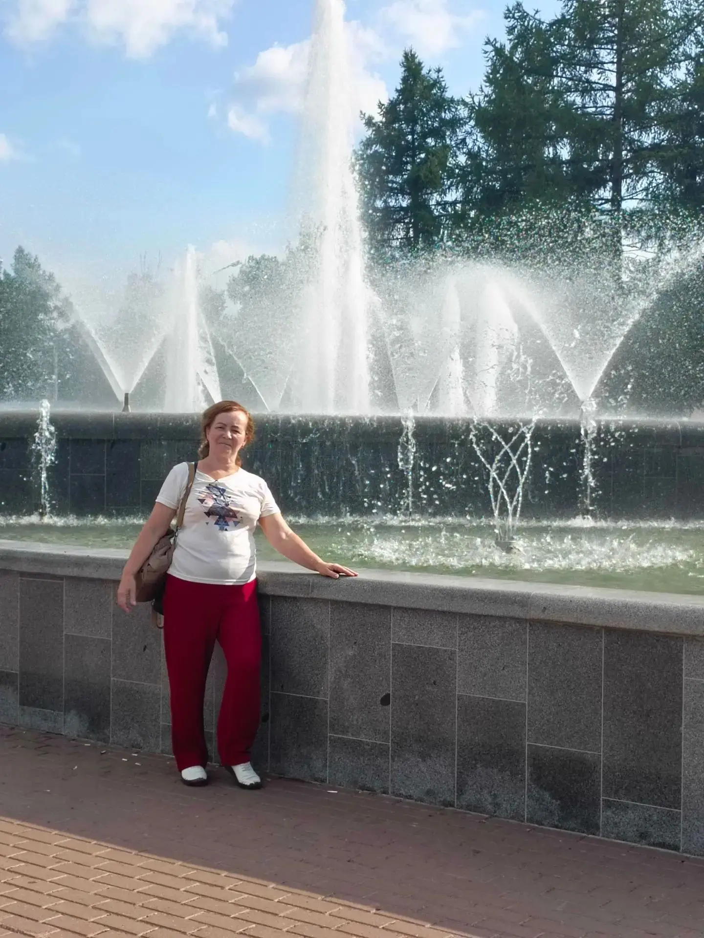 Ровно 59 лет назад родилась я — кудрявая девочка Лена😊