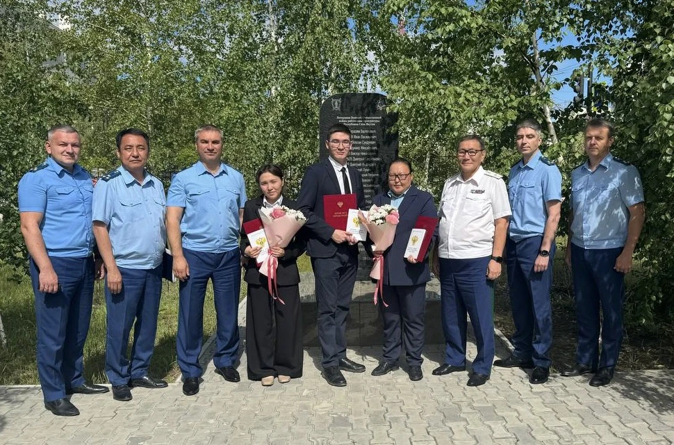 ❗️ Молодыми специалистами прокуратуры республики принята Присяга прокурора 

По результатам аттестац