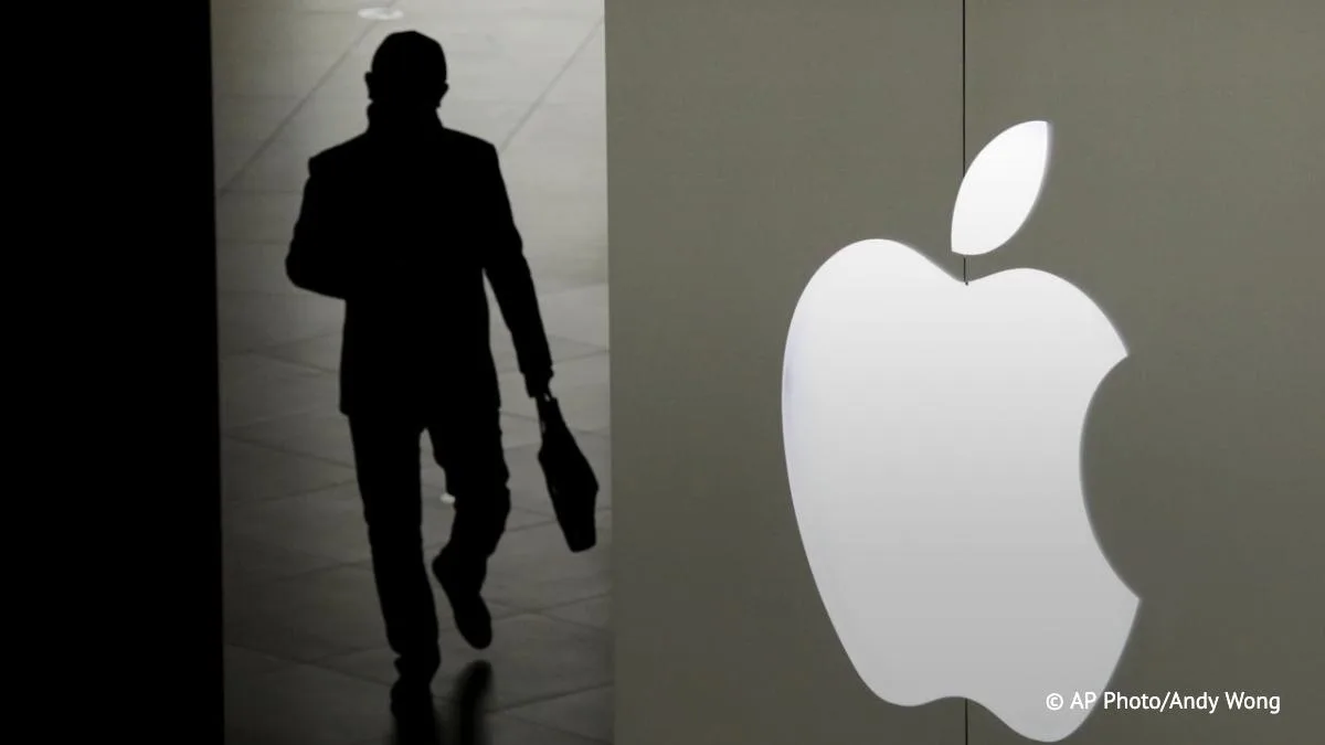Гендиректор Apple Тим Кук заявил о планах компании повысить цены на свою продукцию.

Эта мера необхо