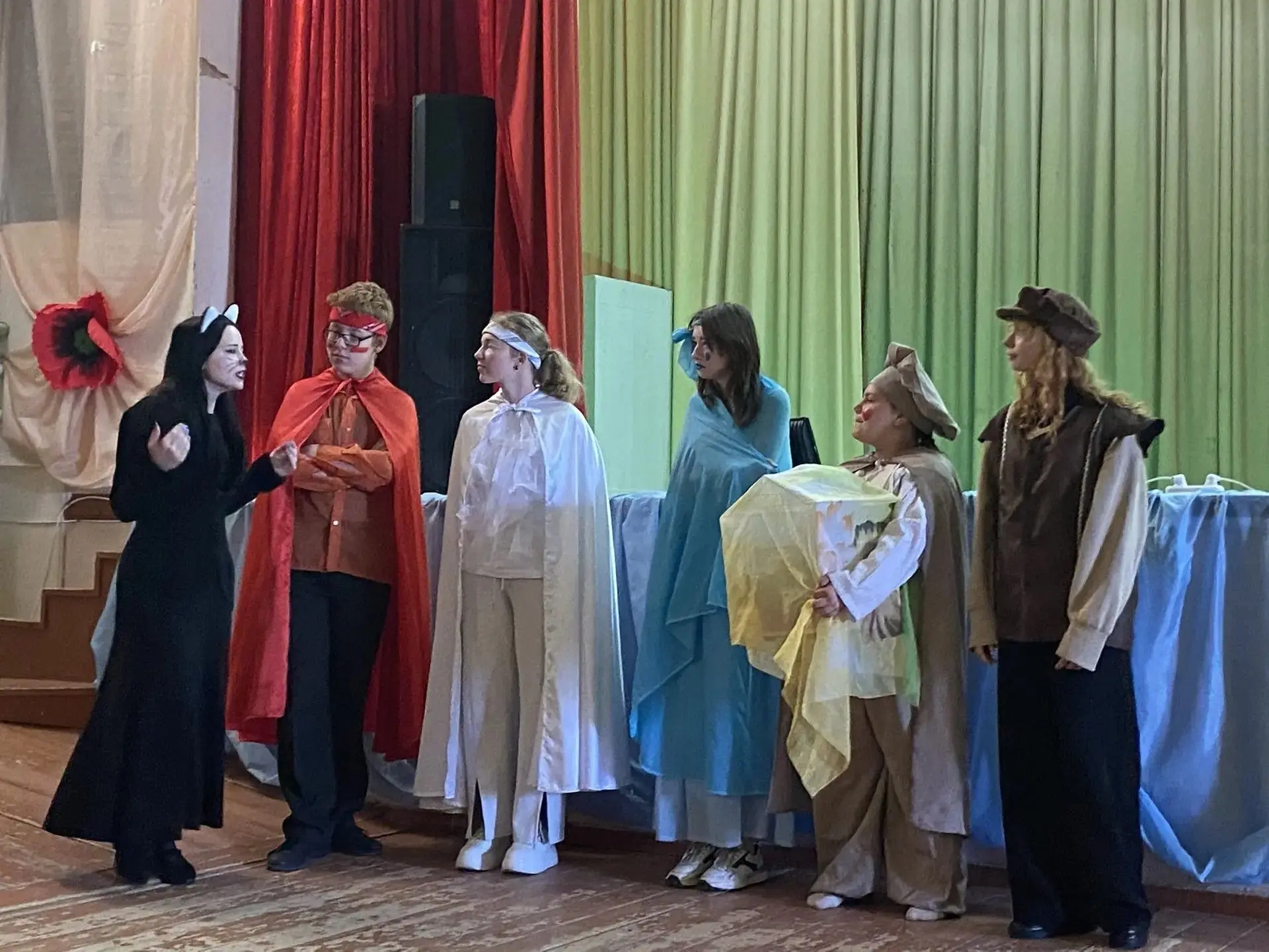 Третий день в пришкольном лагере прошел под лозунгом: "Мы за экологию!!" Многоговорящий...