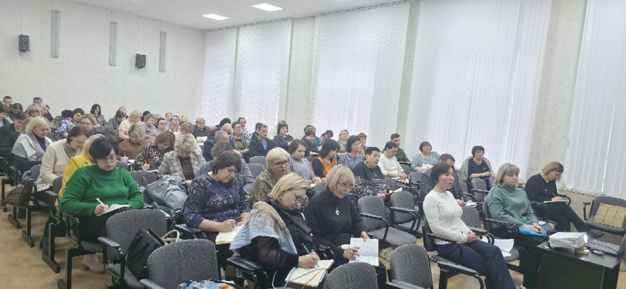 Сегодня на еженедельном совещании Западного управления министерства образования Самарской области с 