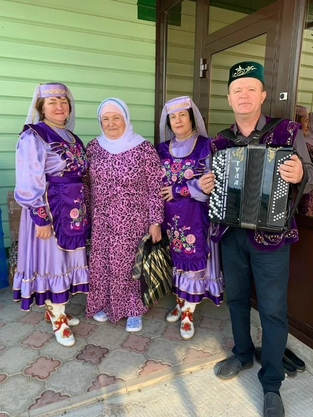 🌷 В Большом Сардеке поздравили старших коллег с Днём пожилых людей