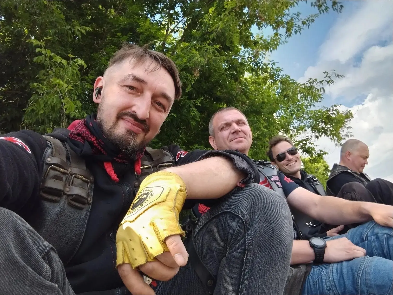 Отметили Праздничным мотомаршем в трех городах,Менделеевск, Елабуга, Набережные Челны.