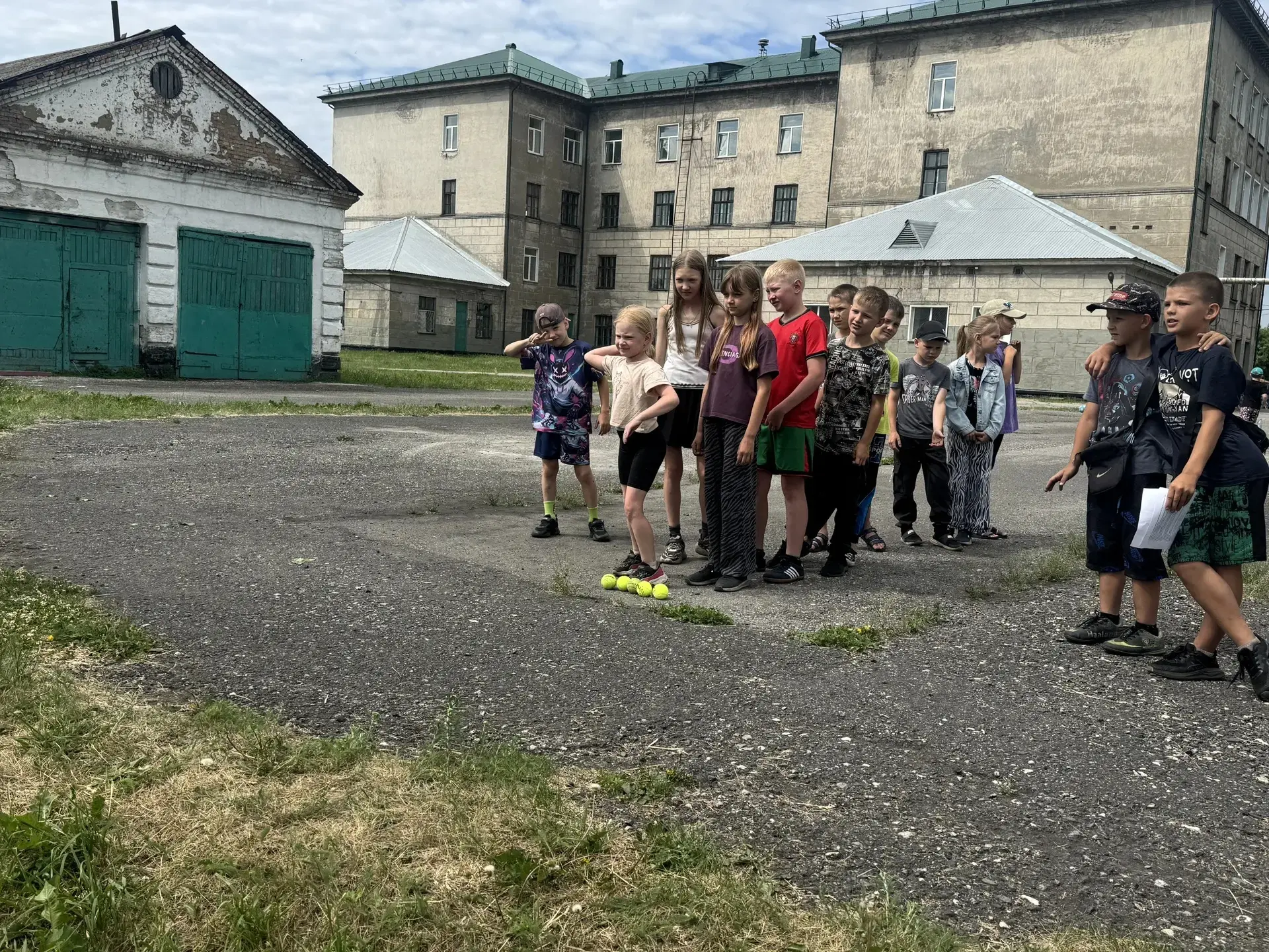 6 день школьного лагеря
Традиционная Туристиала под руководством заместителя директора по БОП Шарага