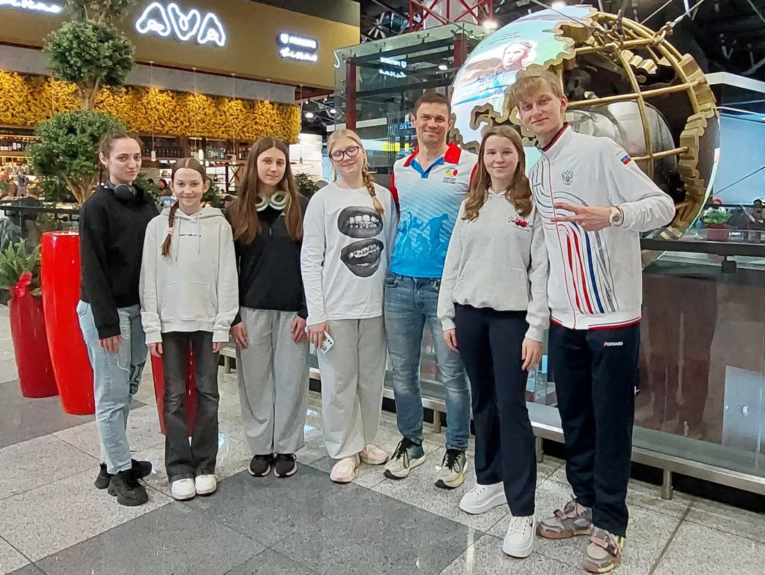 Российская команда сегодня отправилась на Тайвань (Тайпей), где 13 апреля стартуют Межд...