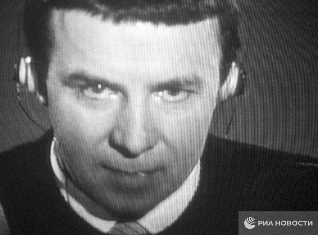 Анатолий Кашпировский умер на 87-м году жизни, сообщил РИА Новости его директор.