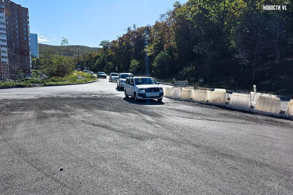 🚗🤯 «Главное — не уехать на встречку»: во Владивостоке расширили и ещё сильнее запутал...