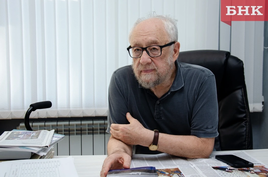 Ученый Асхаб Асхабов объяснил происхождение шаровых наномолний

По его мнению, из секстиллионов (мил
