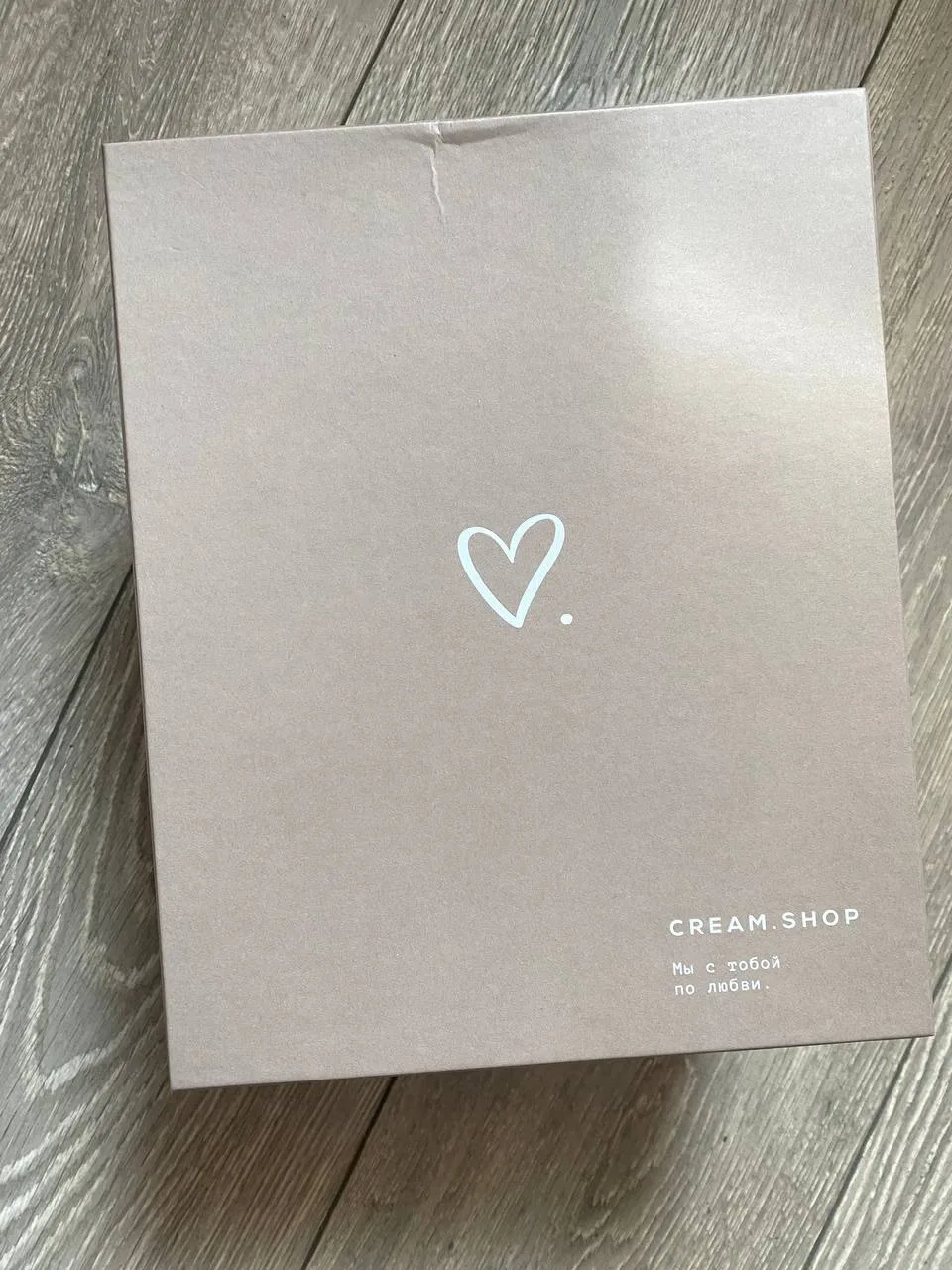 Приехала ко мне посылочка от cream.shop и round lab с новинками🌲

Оказывается у бренда с экстрактом