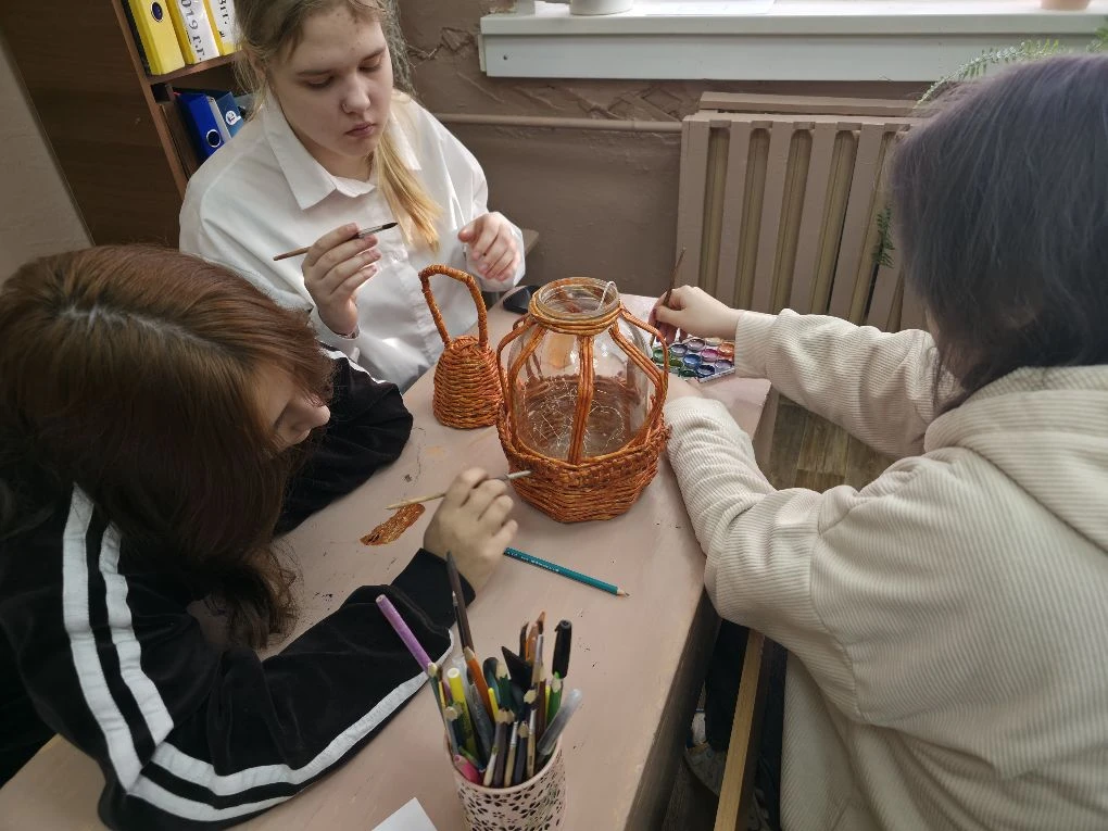 👩‍🎓Команда"Позитив" старшеклассников нашей школы приняли участие в районном совете ст...