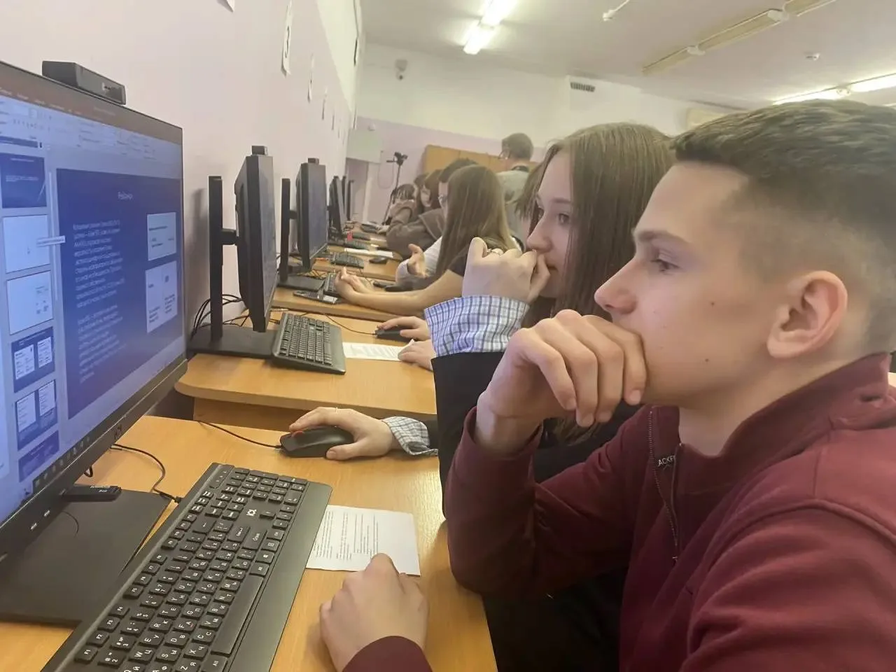 Юные предприниматели   🧐 Как поживают наши ученики предпринимательского класса?   🔹На Фестивале наук