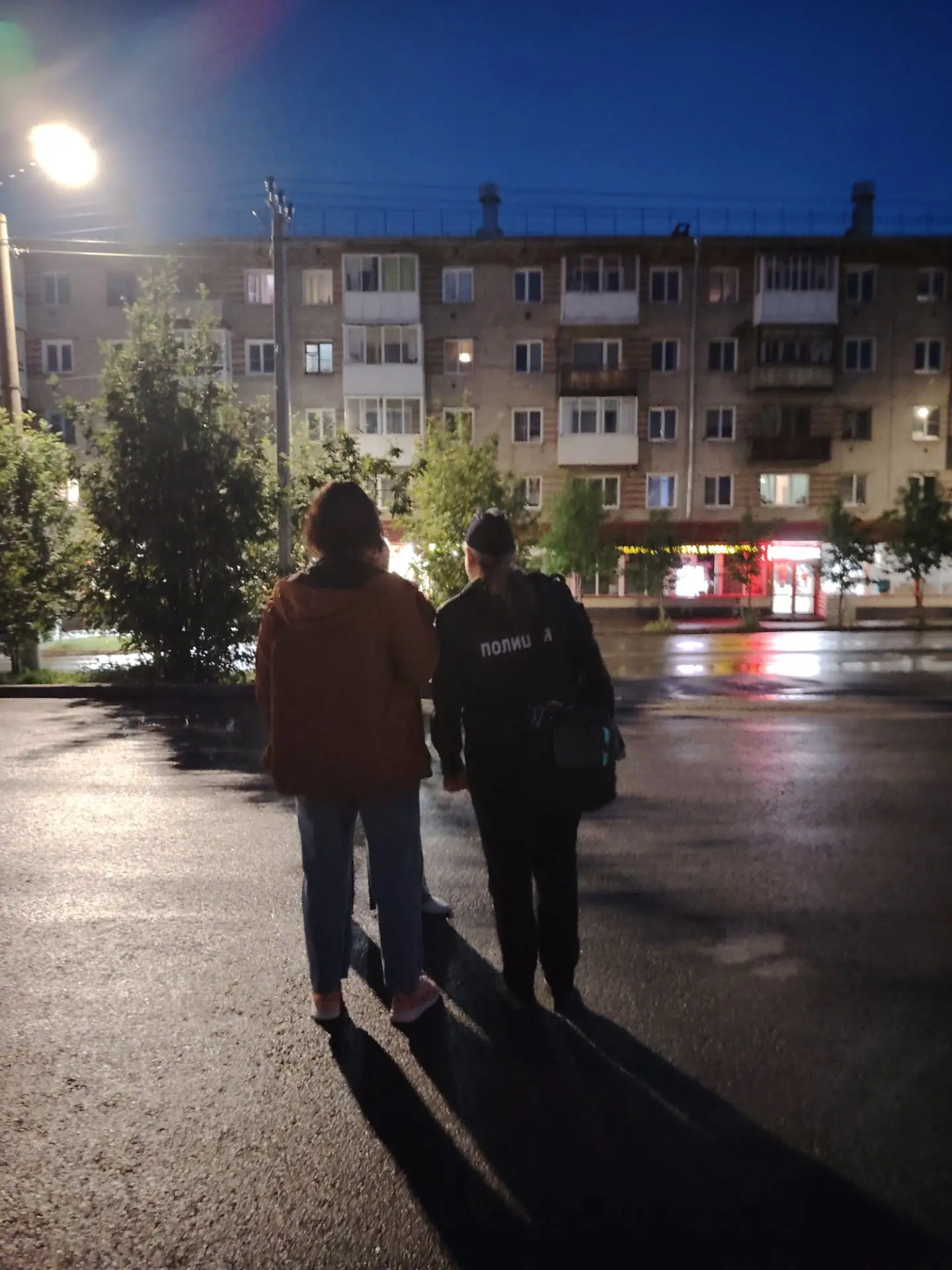 ⚡️Несмотря на лето, отдых и каникулы педагоги #школа1Яшкино продолжают участвовать в рейдовые меропр