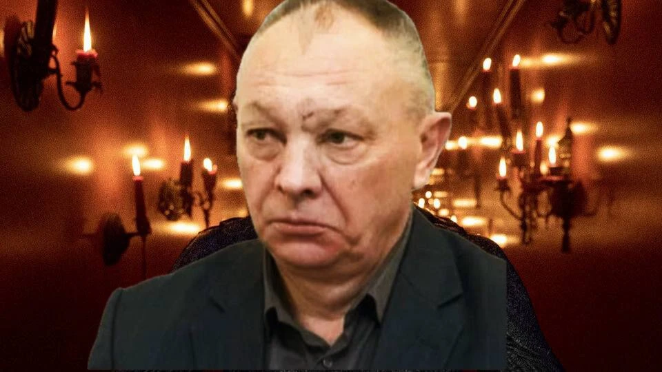Депутат запугивает народ.