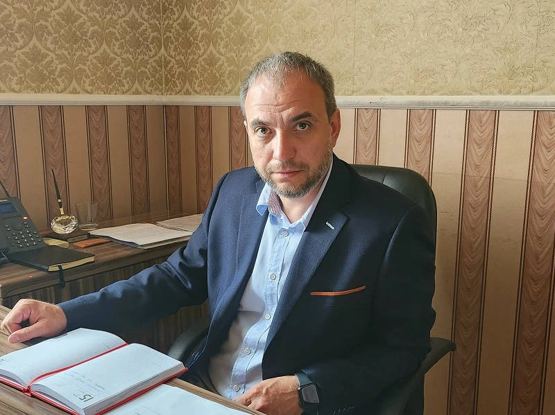 У главы Кунгурского округа новый заместитель по развитию соцсферы

С сегодняшнего дня, 15 июня, в до
