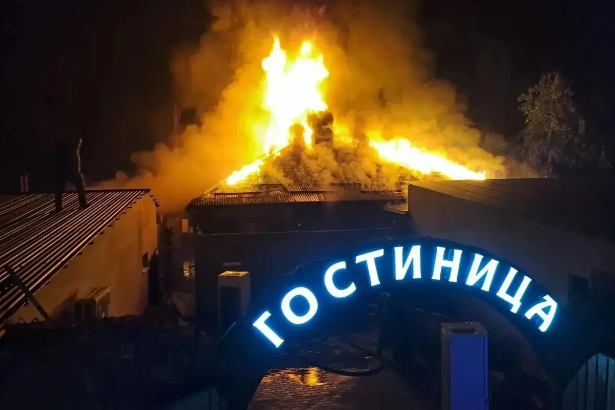 🚒 Банный комплекс в Краснодаре сгорел на площади 300 кв. м