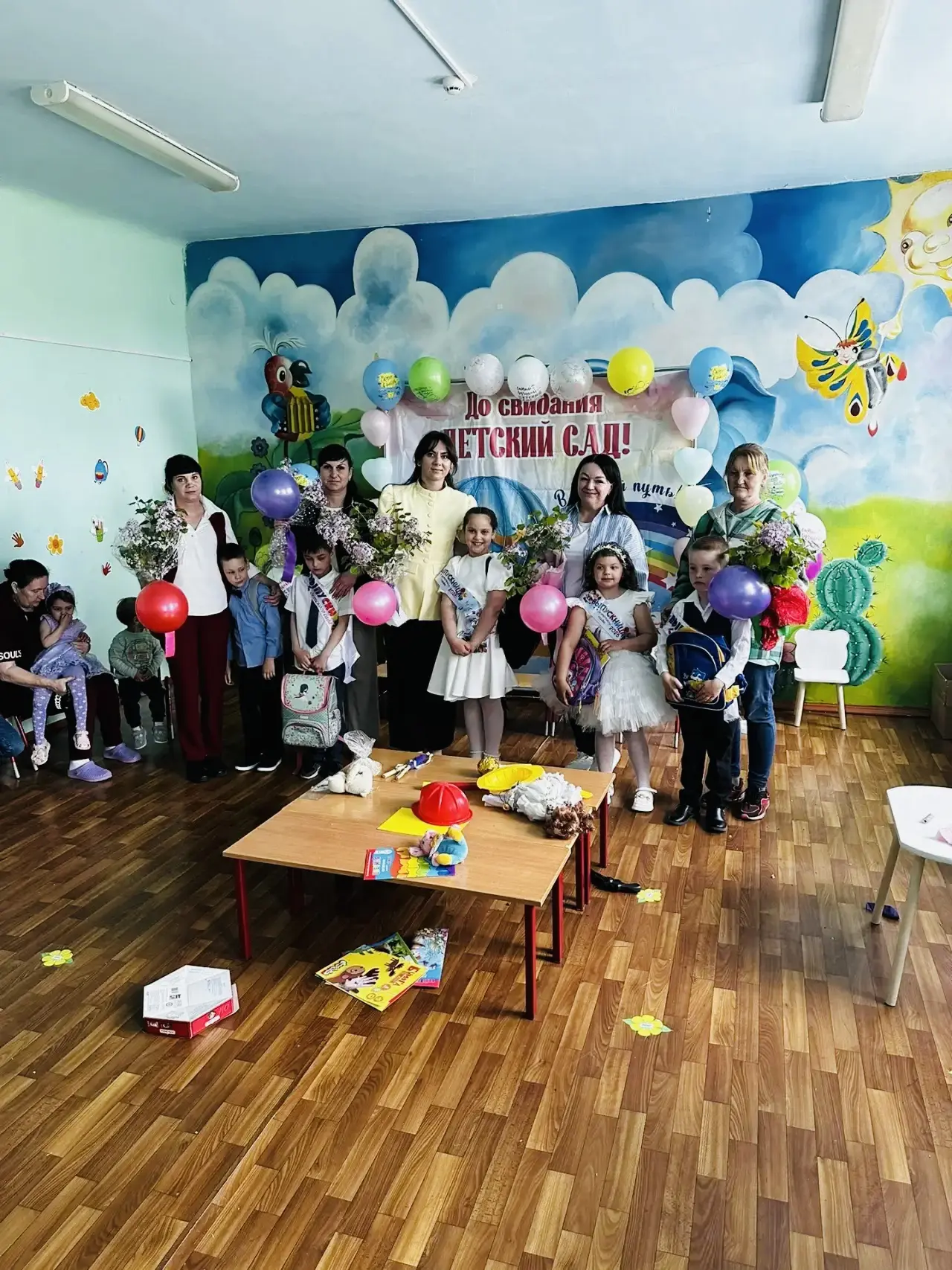 #выпускной 

💫 В нашем детском саду прошёл один из самых трогательных и волнительных праздников — в
