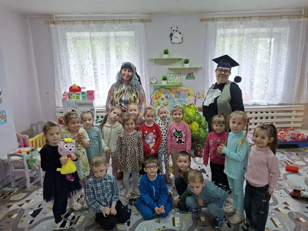 В детском саду отметили День рождения А.С. Пушкина. День начался с того, что родители и ребята участ