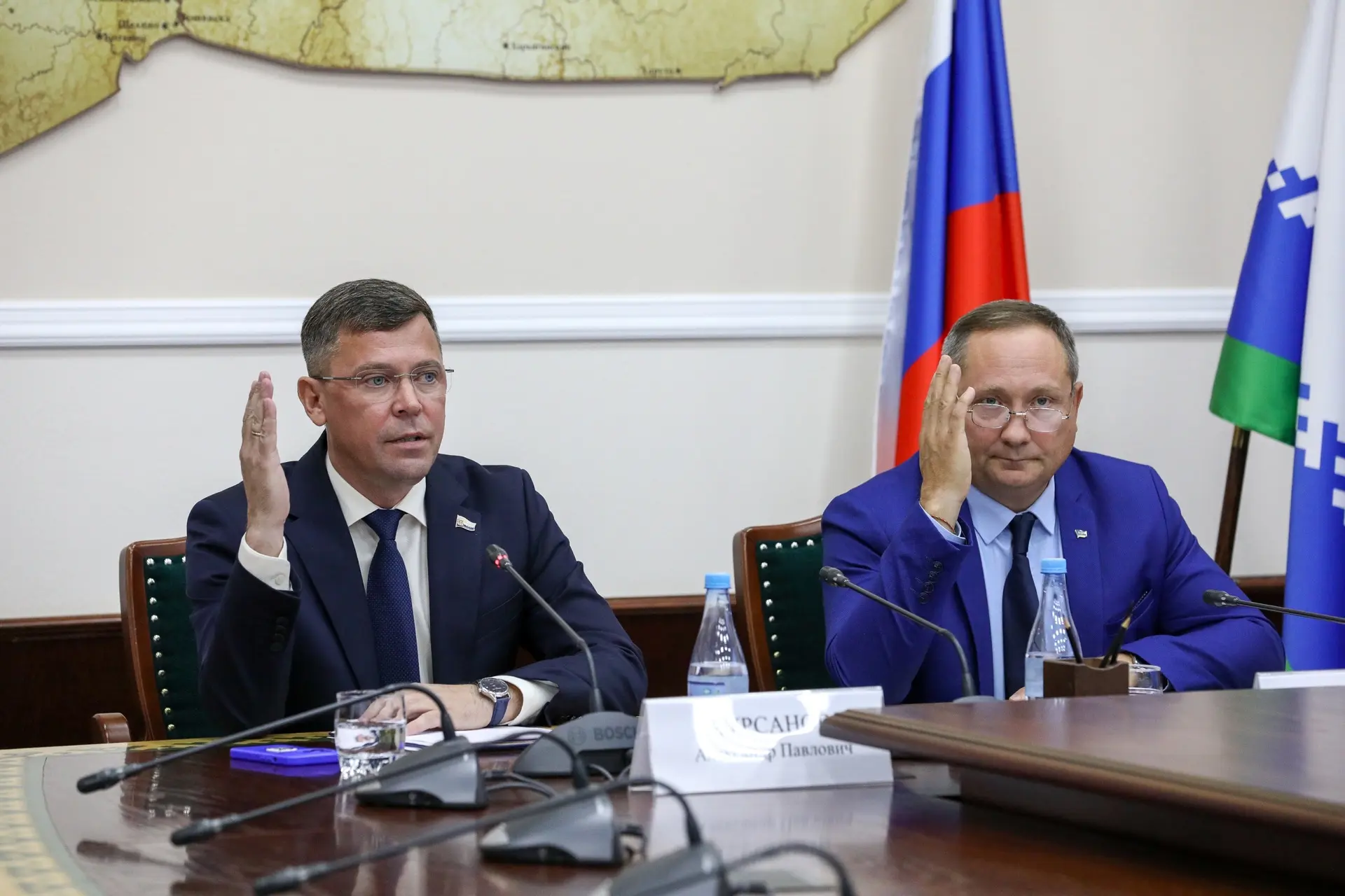 Депутаты единогласно поддержали предложение о присвоении Нарьян-Мару звания «Город труд...