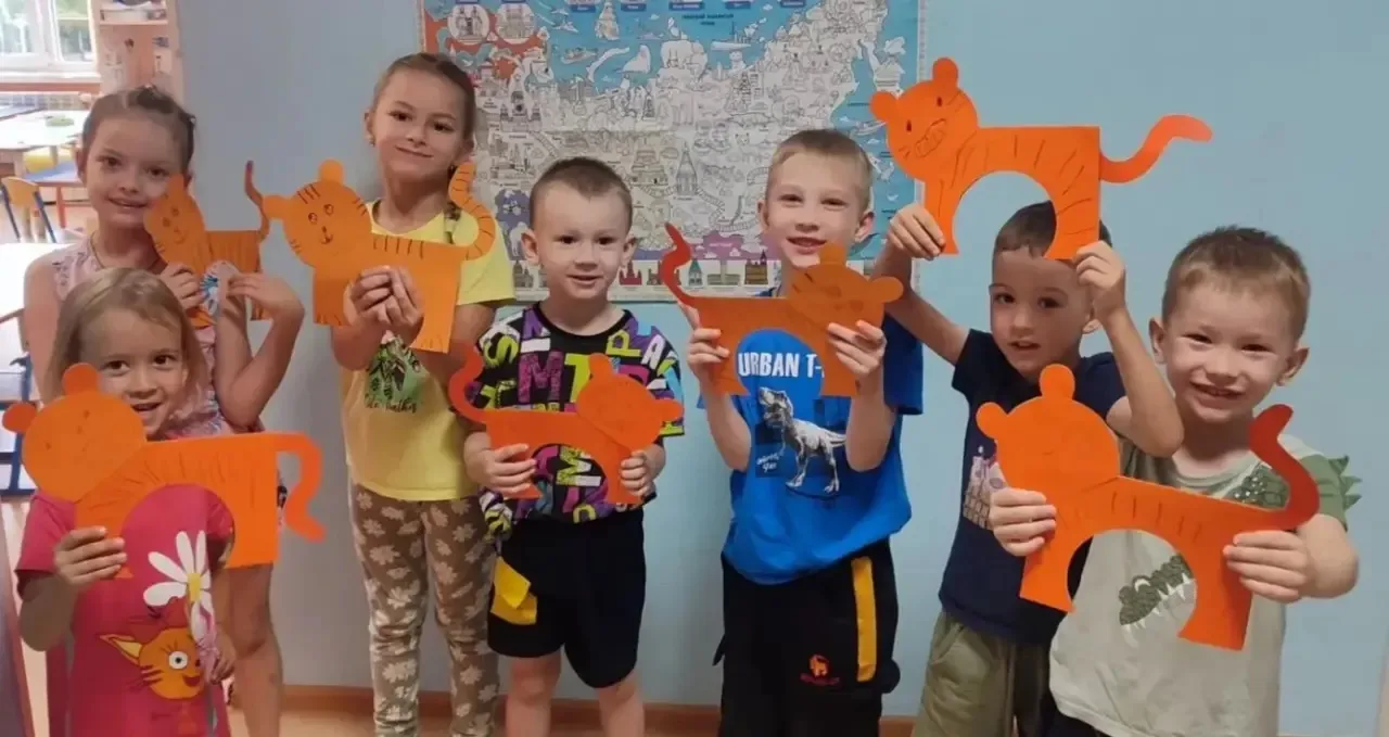 🐯 Полосатое приключение в средней группе Вишенка!

в группе «Вишенка» было особенно «тигриное» наст