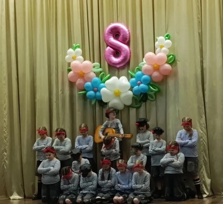 💐БУКЕТ ПРЕКРАСНЫХ ПОЗДРАВЛЕНИЙ💐  🗓️8 марта — Международный женский день— всемирный день женщин, в ко