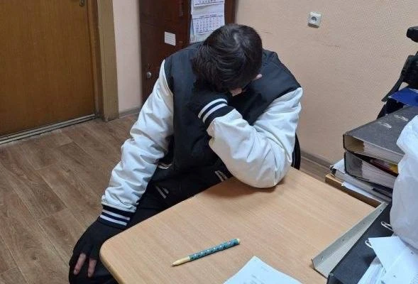 В Ленинградской области задержали 19‑летнего жителя Ульяновской области — его подозревают в участии 