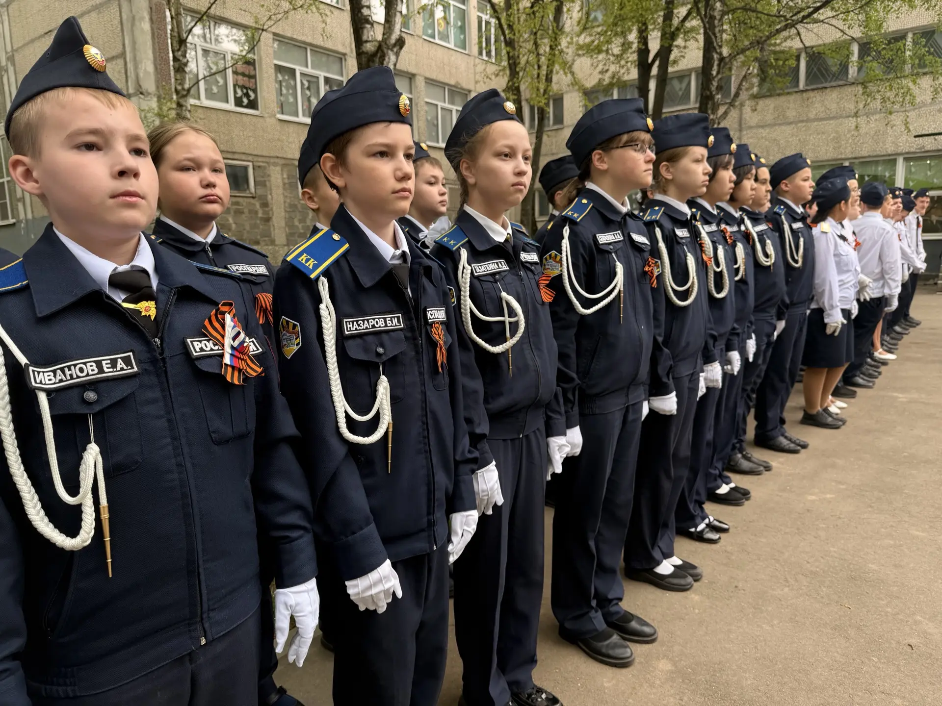 🌳 В школе №18 имени Подольских курсантов прошла акция «Сад Памяти». Сегодня в рамках национального п