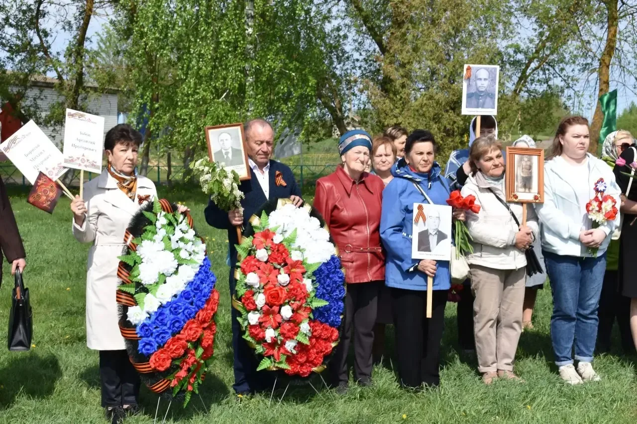 9 мая на площади памятника «Скорбящая Мать» в Тимирязево состоялся торжественный митинг...