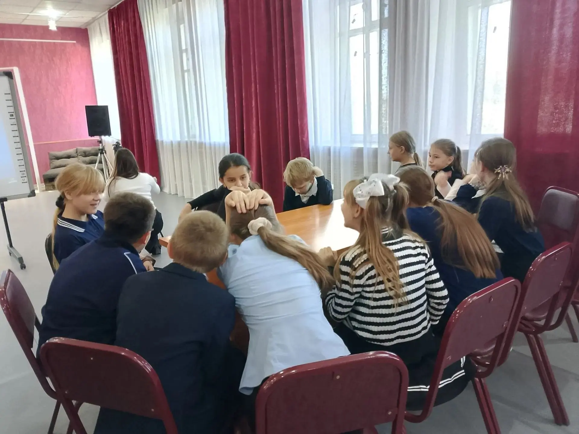 29 сентября учащиеся 4 Б класса посетили городской музей, приняли участие в развлекател...