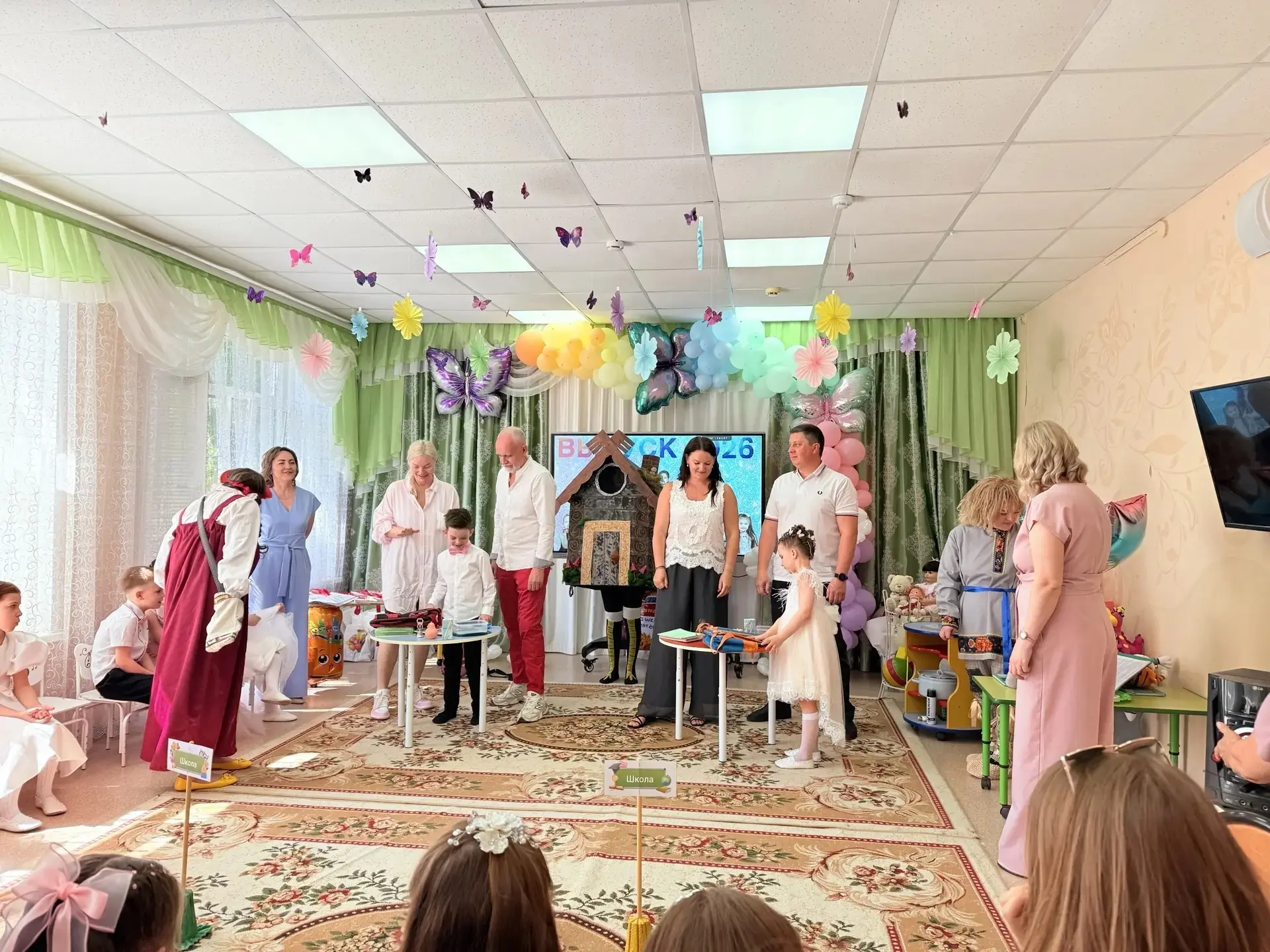 🌟Выпускной бал в детском саду — это самый трогательный, самый незабываемый из всех праздников.  Выпу