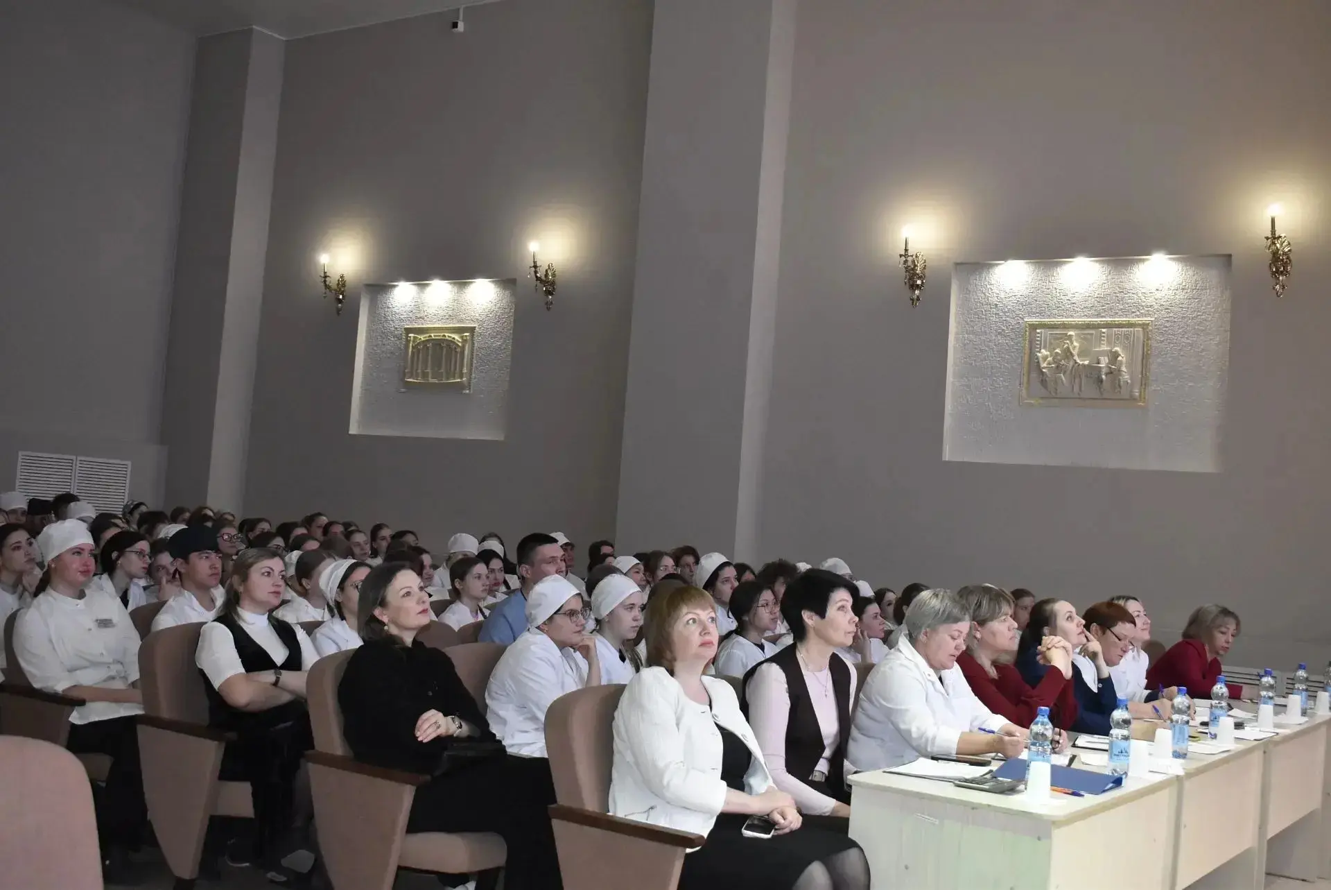 🏥 «Моя профессия — фельдшер»: конкурс профессионального мастерства  🩺10 апреля в Амурском медицинско
