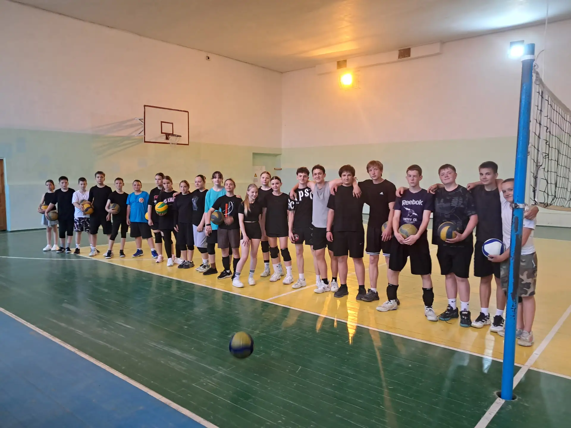 👋Спортивный клуб «Факел» продолжает работу
 
🌞 В период летних каникул продолжаются занятия в спор