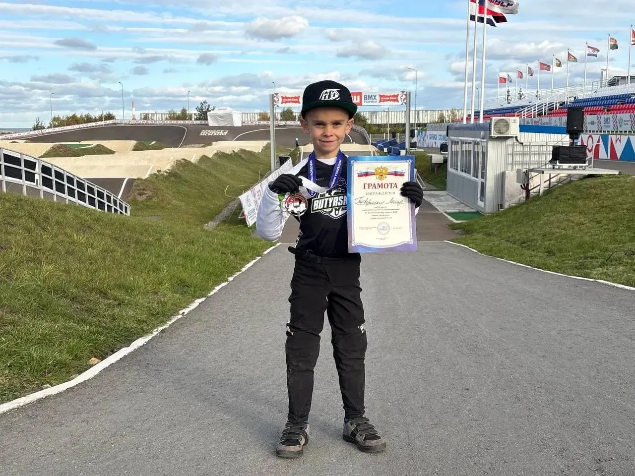 🥇🥈🥉В Саранске сегодня раздавали медали и самым быстрым юным райдерам по итогам гонки...
