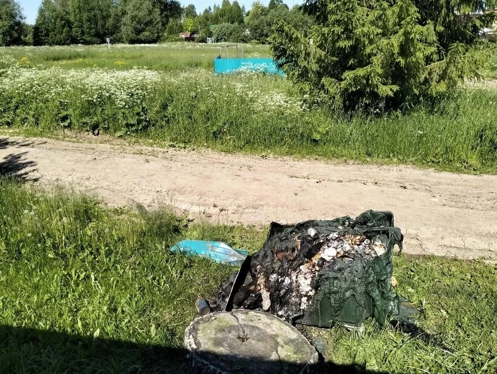 🔥 07 июня 2026 года произошло возгорание пластикового мусорного контейнера в п. Новый ...