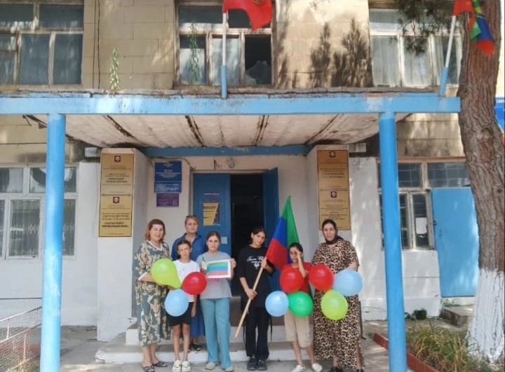 Заведующая библиотекой с. Мичурино, совместно с работниками администрации, присоединили...