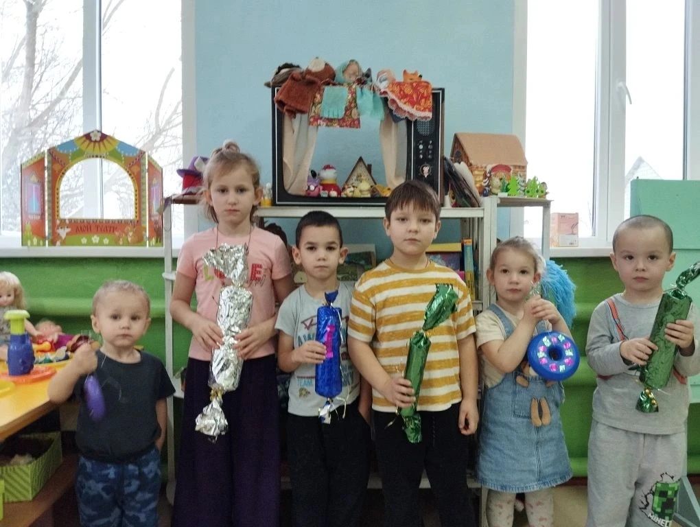 УКРАШЕНИЕ ДЛЯ ЕЛОЧКИ "ВОЛШЕБНАЯ КОНФЕТА"