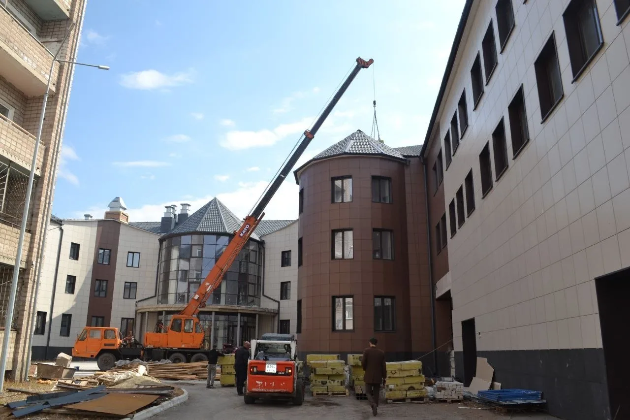 🏗95%-готовность нового корпуса пансионата ветеранов — его возводят по госпрограмме в Абакане  Сдать 