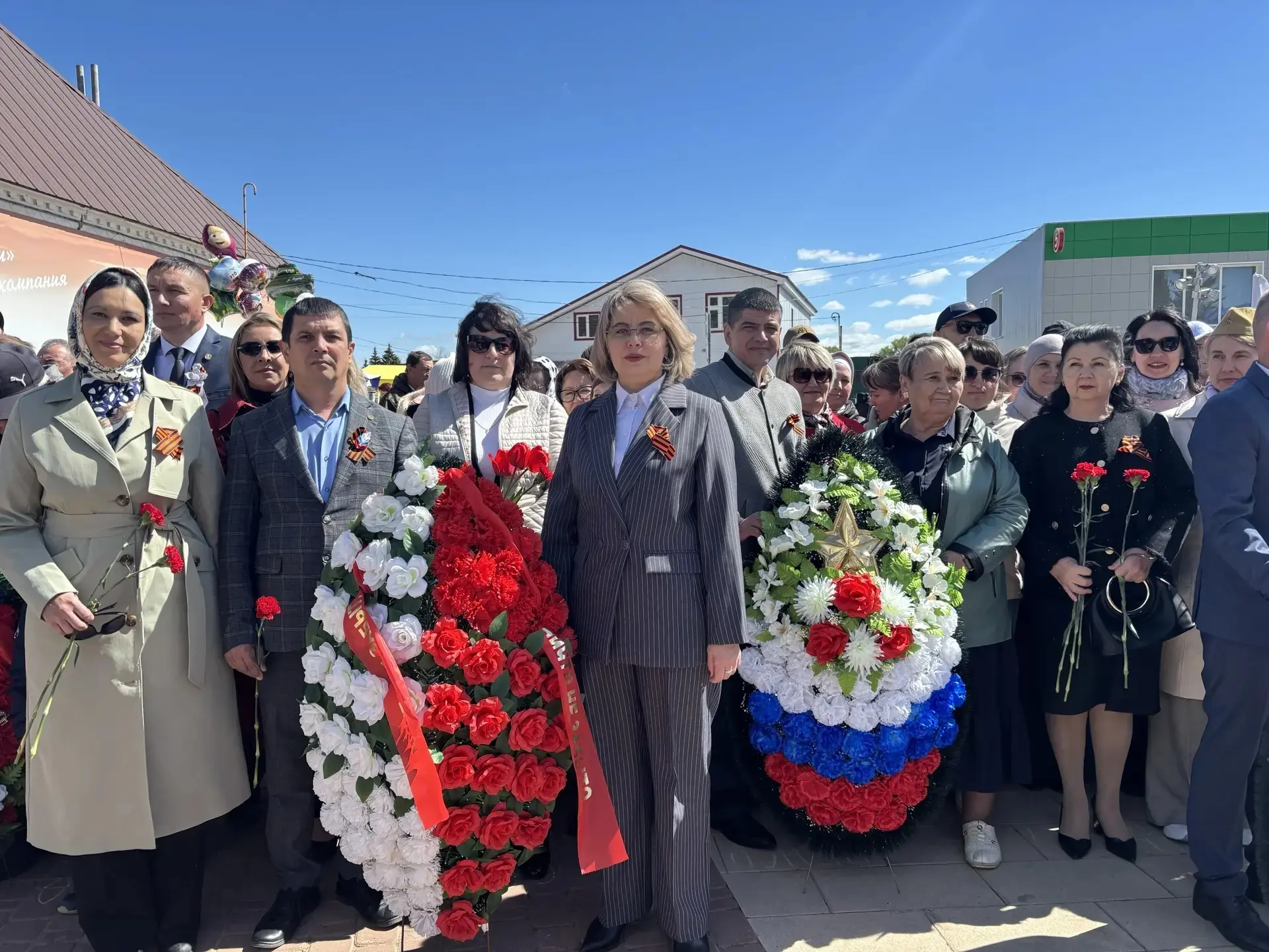 Коллектив нашего центра совместно с отделом социальной защиты, центром занятости населе...