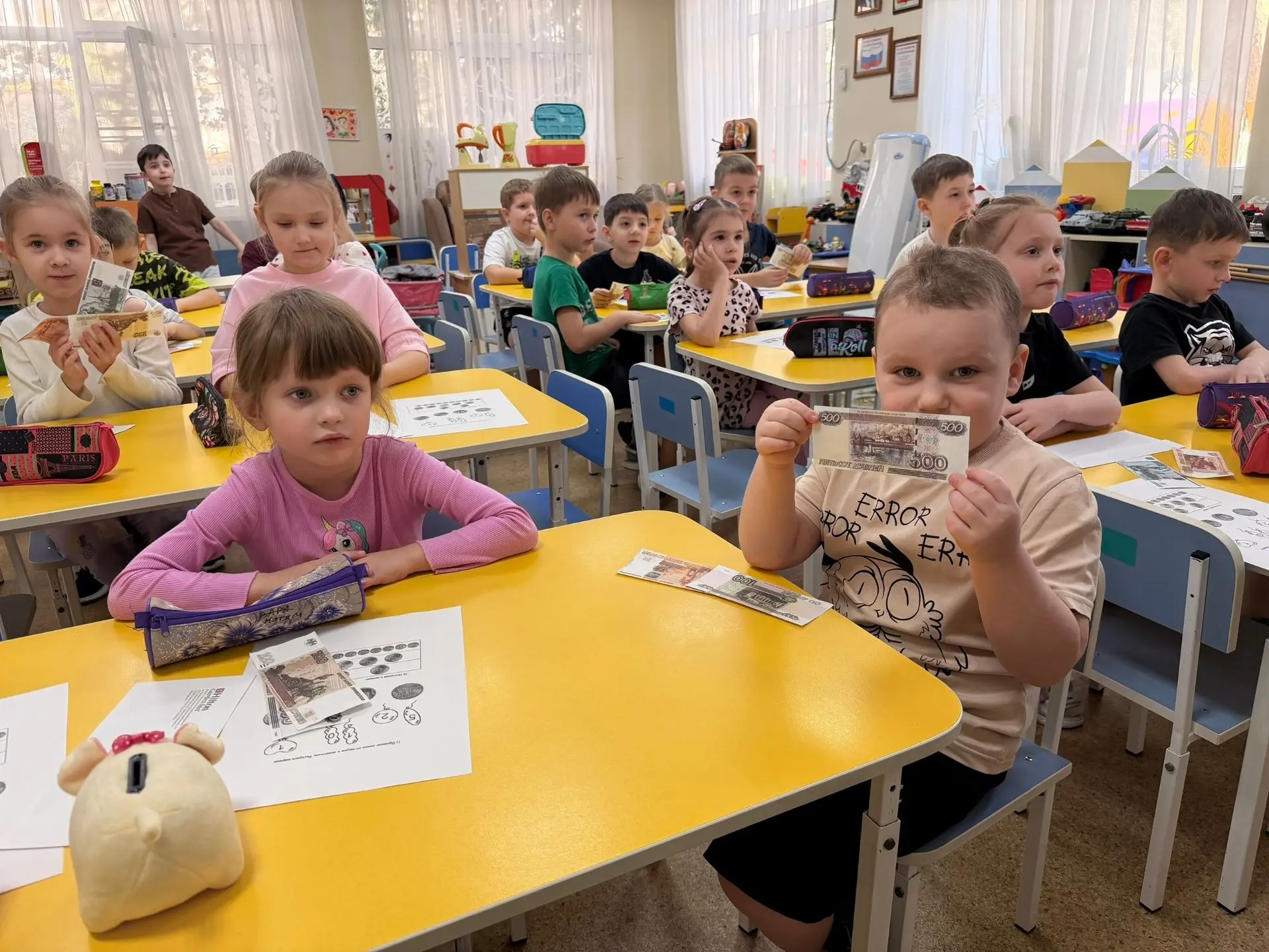 В нашем детском саду проходят занятия по финансовой грамотности