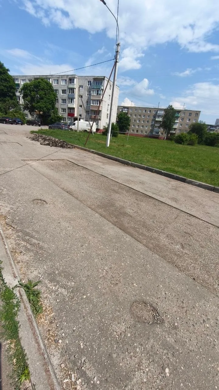 Ямкино, асфальт сняли, ям понаделали ещё больше месяца назад, но так асфальт и не полож...