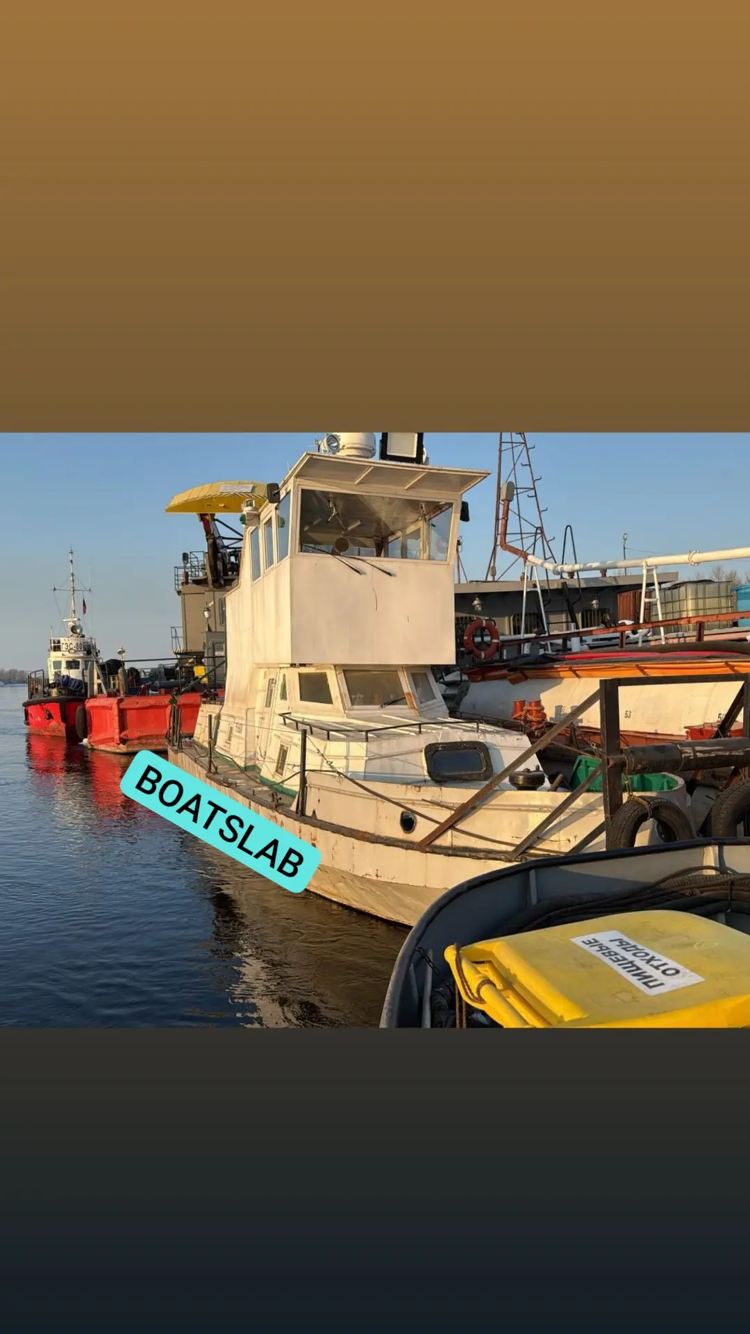 Катер 🚤 "КС" длинной 18 метров. 

Задача внести изменение в судовой билет ( надстройка рубки , голь