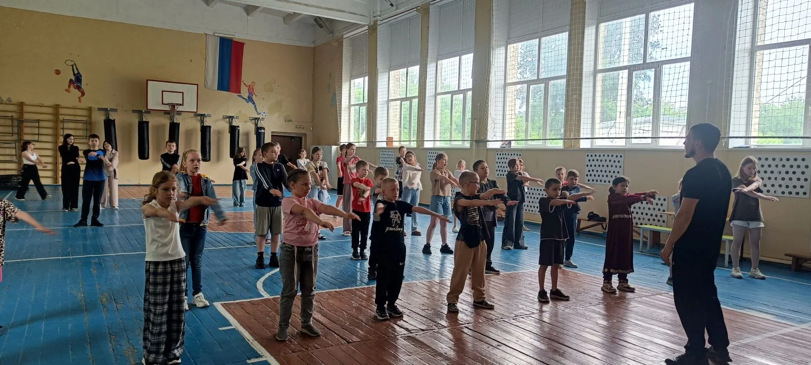 🌊СИМБИРСКИЙ БРИЗ🌊

🌞Лето — не повод сидеть дома в гаджетах, даже если ты проводишь его в городе! 